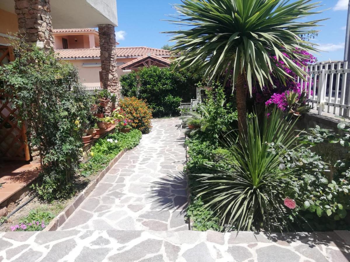 Flamingo Guest House- Rooms Olbia Exterior photo