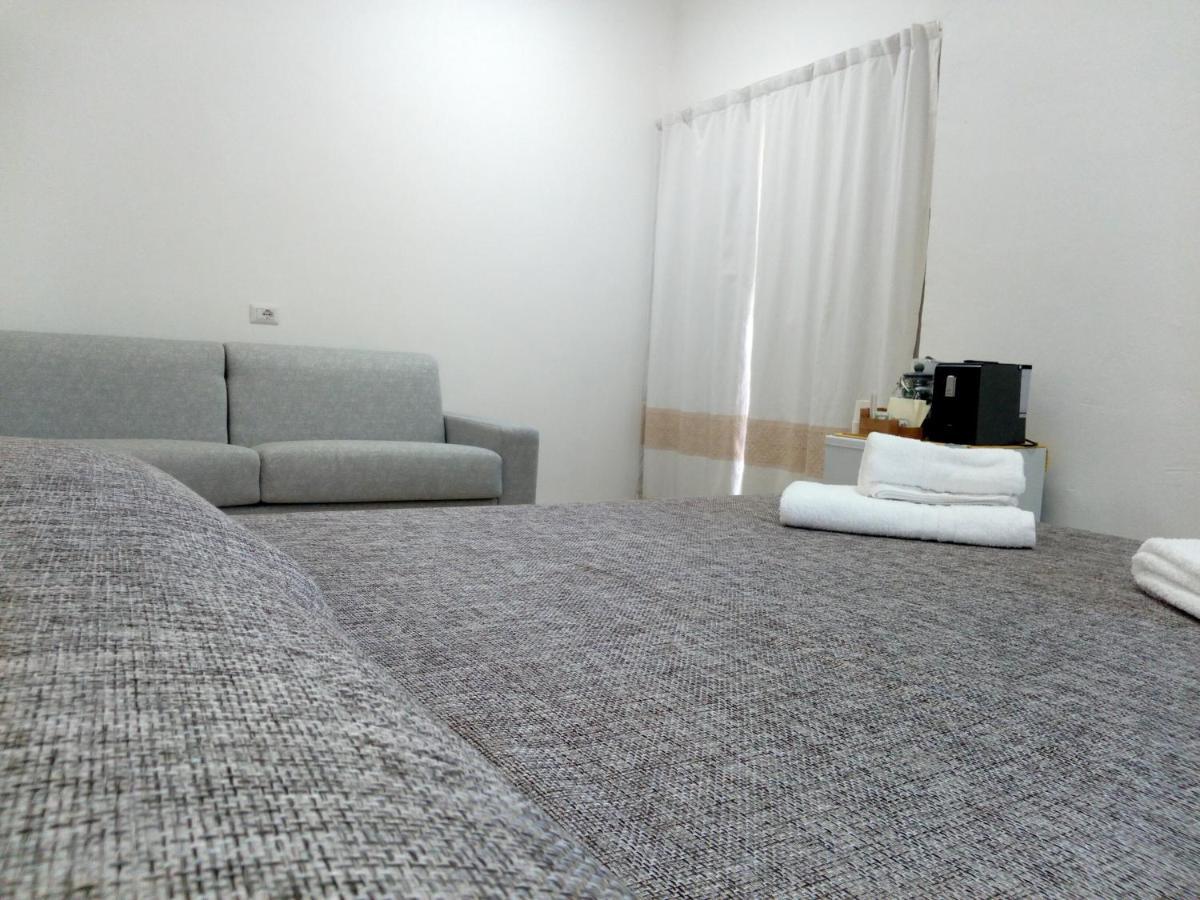 Flamingo Guest House- Rooms Olbia Exterior photo